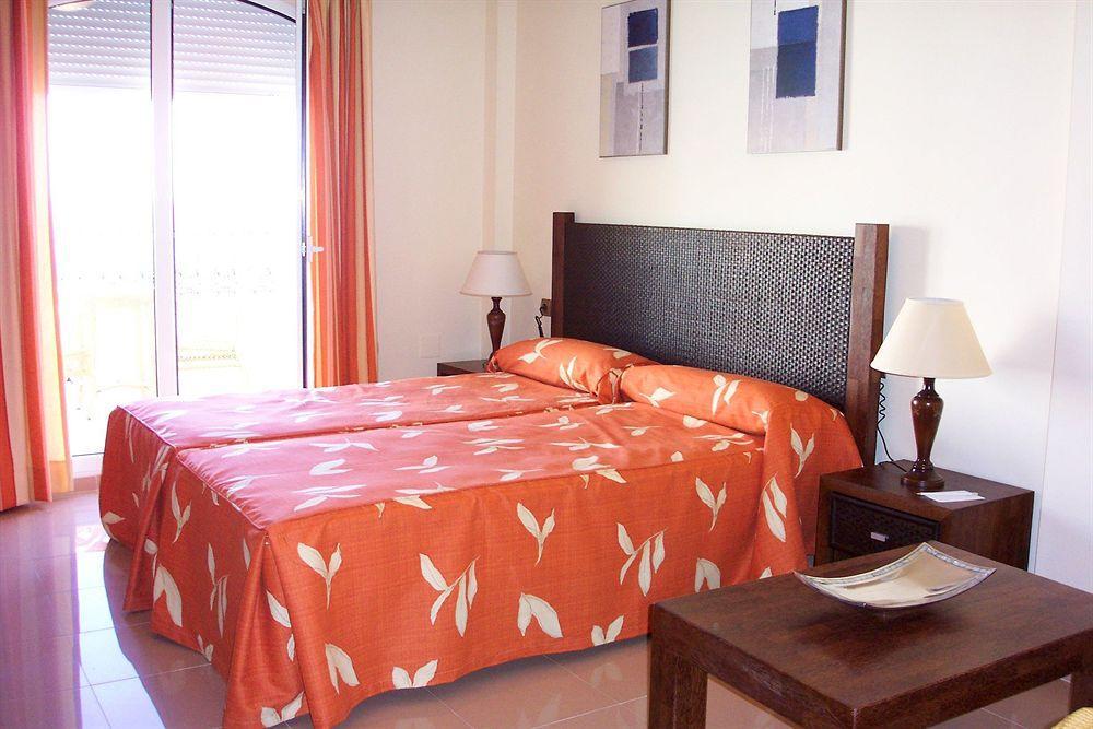 Hotel Toboso Apar - Turis à Nerja Extérieur photo